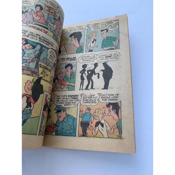 Dennis The Menace "Pocket Full Of Fun!" No. 20 Comic Book - Picture 4 of 11